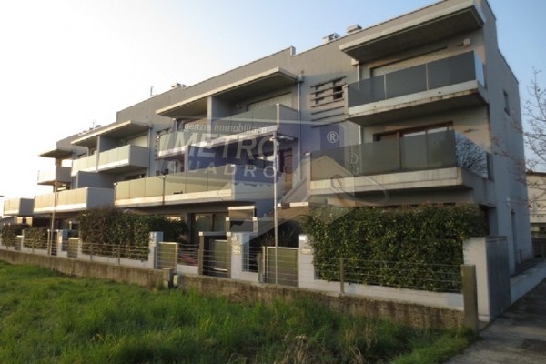 fianco - APPARTAMENTO THIENE (VI)  